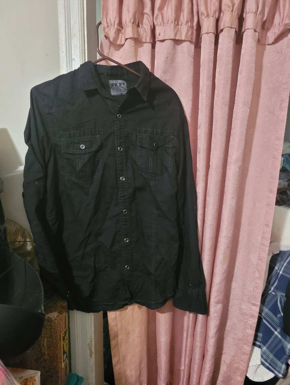 Men's Black Casual Button-Down Shirt with Chest Pockets
